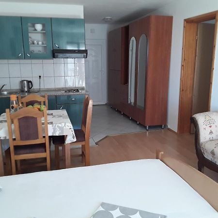 Zaton Apartmani M. Ilesh ภายนอก รูปภาพ
