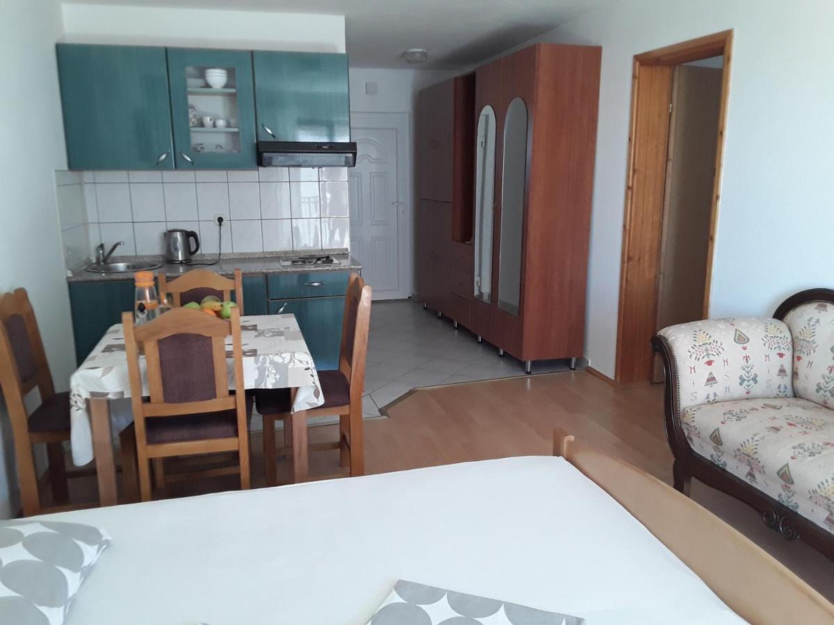 Zaton Apartmani M. Ilesh ภายนอก รูปภาพ
